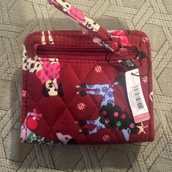 Vera Bradley Essential Small Cotton Wallet in "Holiday Hounds" new with tags - Picture 2 of 4